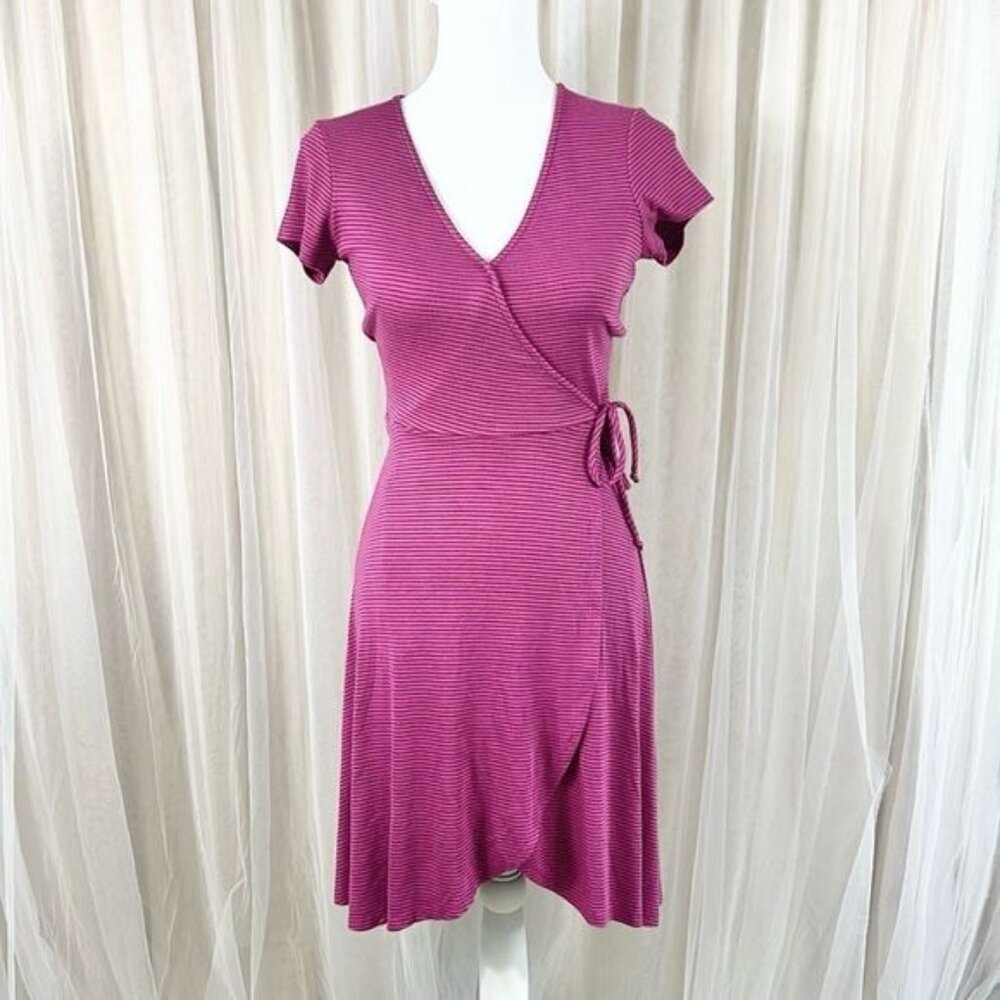 Maeve Anthropologie fuchsia Velaris wrap striped v neck knee length dress